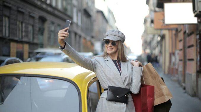 Experiential travel selfie