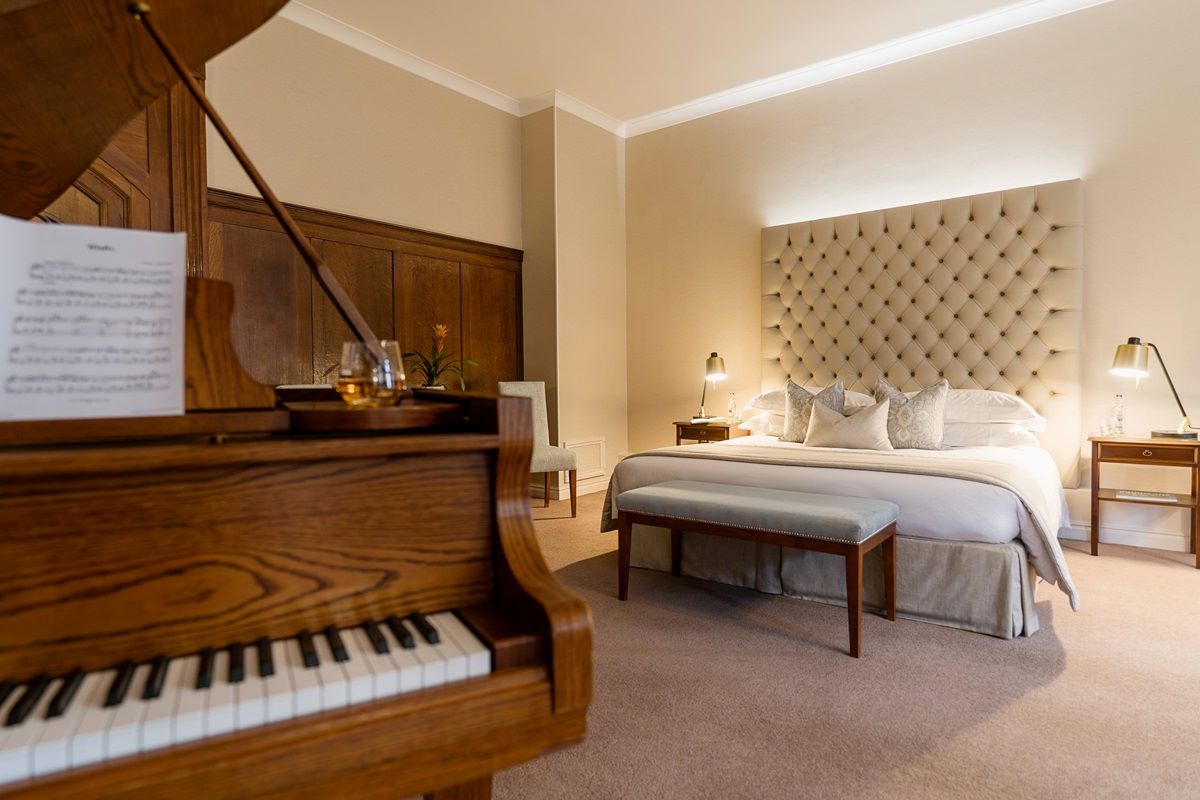 Ashdown Park Hotel guestroom