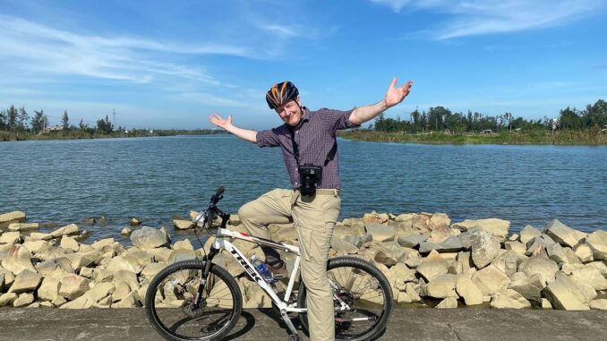 Jonathan Kemp in Vietnam