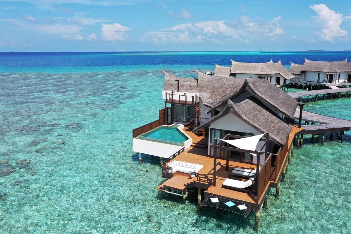 Ozen Reserve Bolifushi Pool Suite
