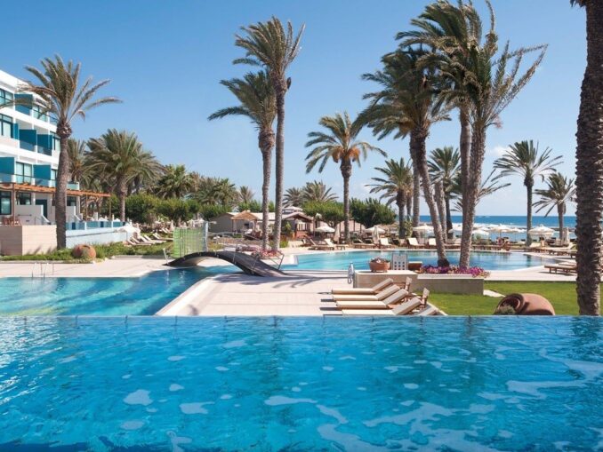 Asimina suite with private pool