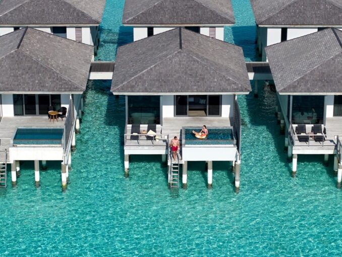 Le Meridien Maldives Family Overwater Villas with pool