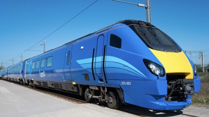 Lumo train livery