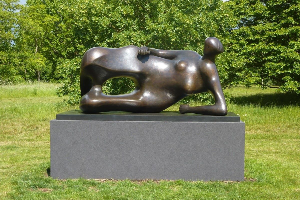 Henry Moore reclining woman elbow