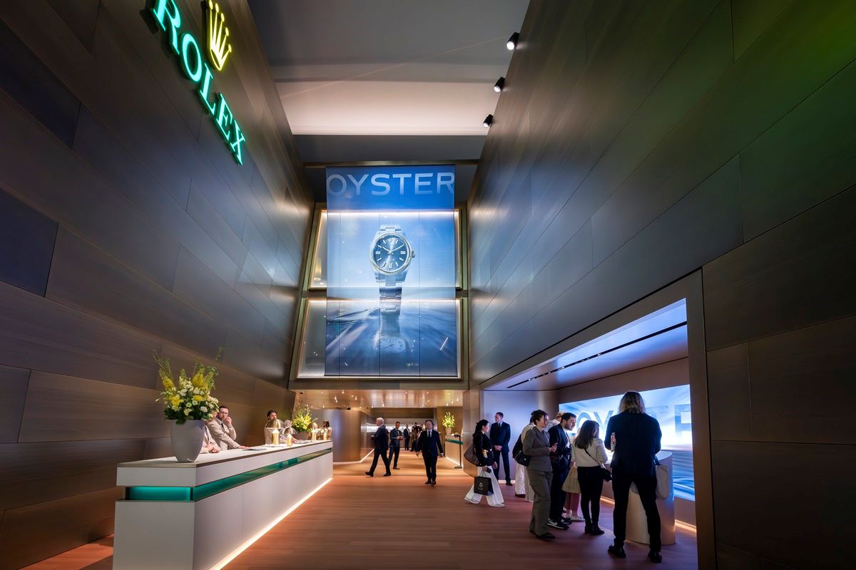Rolex Stand