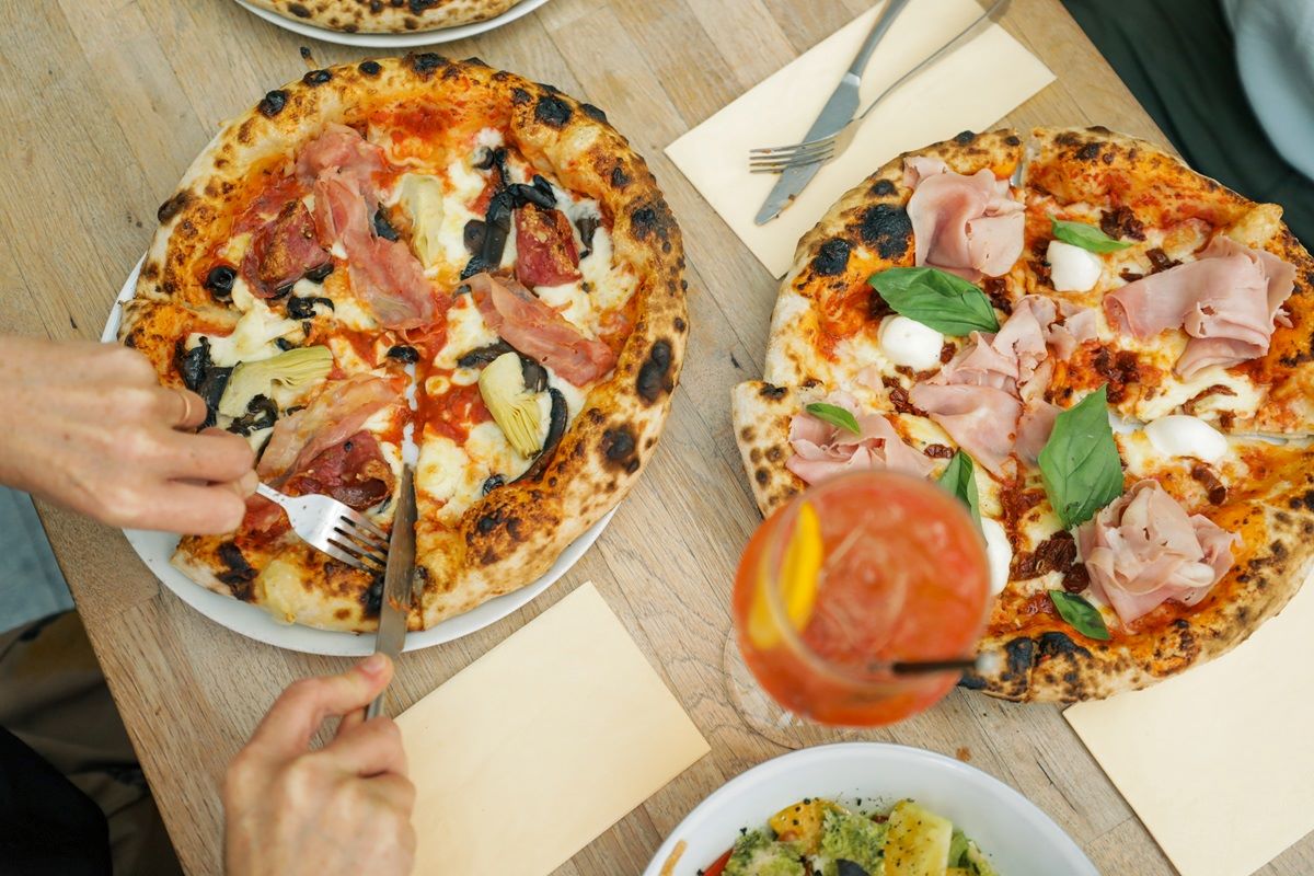 ALFI pizzas and cocktail