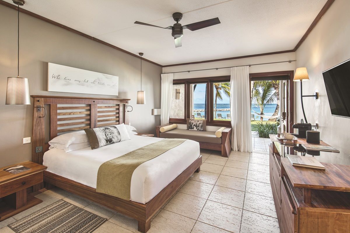 Deluxe Beachfront Room