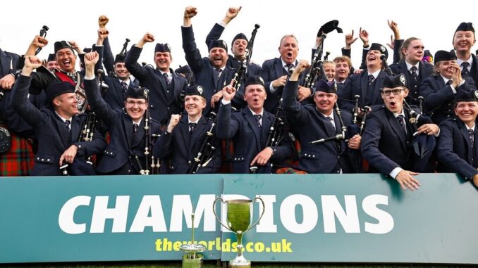 Simon Fraser University Pipe Band