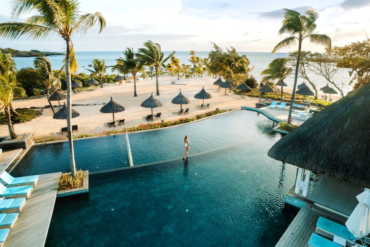 Radisson Blu Azuri pool